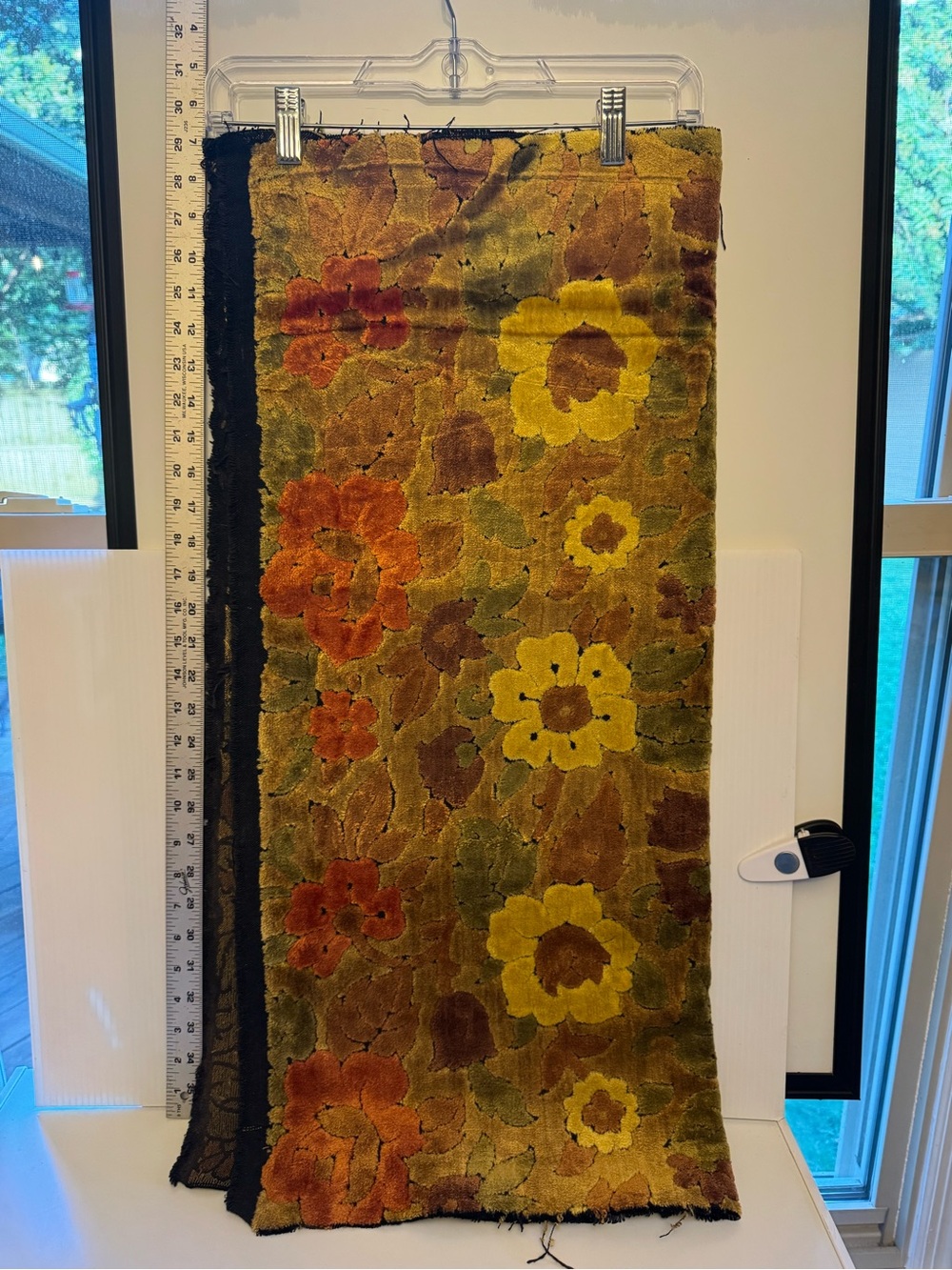 RARE Vintage Mid Century retro 70’s Retro Floral Velvet Heavyweight fabric 55x30